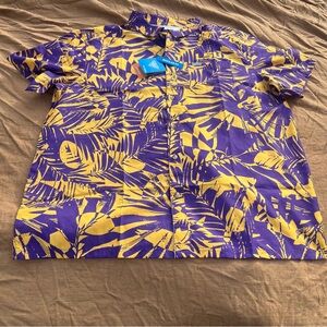 NWT Columbia LSU Purple & Gold Tropical Print Short Sleeve Button-Down Shirt